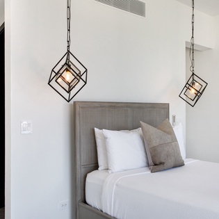 bedroom-2-reve-noir-track5