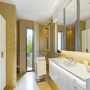 bedroom-4-amitie-track4