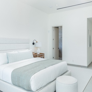 bedroom-1-bliss-villa-two-track-2