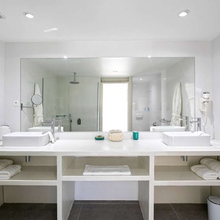 Bathroom at PIE OCV, Hillside/Orient, St. Martin