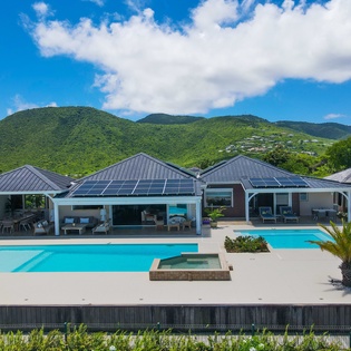 exterior-dream-in-blue-track1