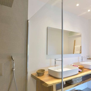 Bathroom at WV ABR, Anse des Cayes, St. Barthelemy