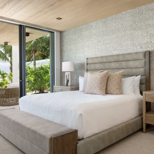 bedroom-6-footprints-track1