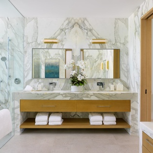 bedroom-5-footprints-track3