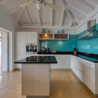 kitchen-casa-cervo-track2