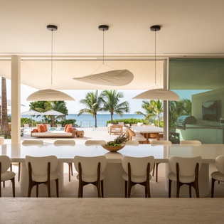 dining-room-beach-enclave-the-reserve-villa-2-track1
