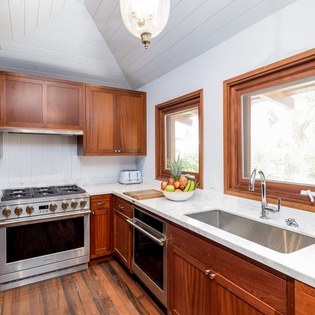 interior-1-the-catch-track2