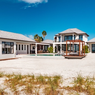 outside-view-vision-beach-track5