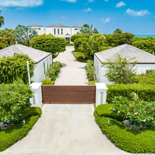 outside-view-emerald-pavilion-track4