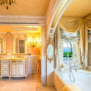 Bathroom at PIE CHA, Beach Side/Plum Beach, St. Martin