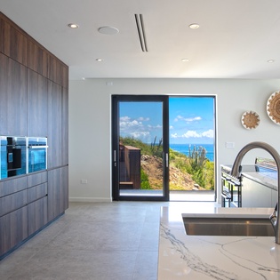 kitchen-aqua-vista-track1