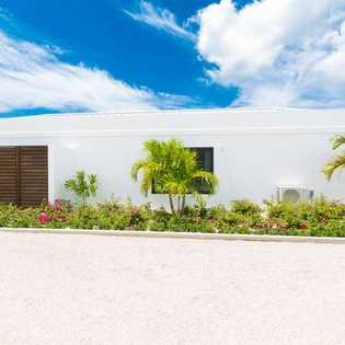 Exterior of TC TRA, Grace Bay Turtle Cove, Turks & Caicos