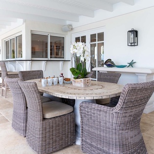 26-BeauRivage-OutdoorSeating