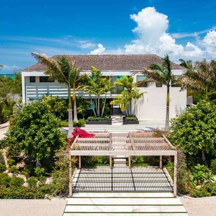 Exterior of PL AQV, Grace Bay/Beachside, Turks & Caicos