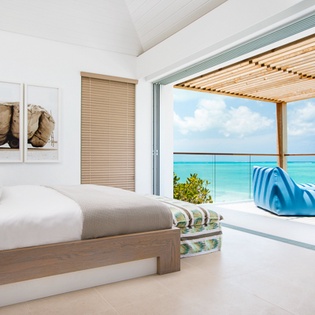 Bedroom at TC BEB4, Babalua Beach, Turks & Caicos