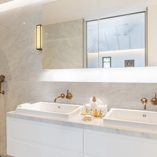 guest-bathroom5-roxane-track1