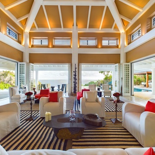 living-room-amitie-track1