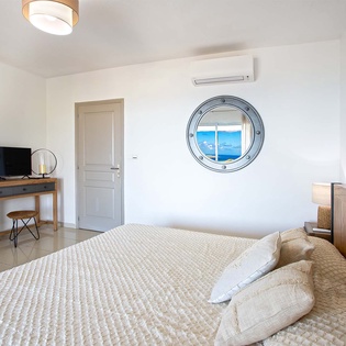 28-LaCasaDelJefe-Bedroom2