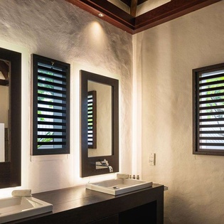 Bathroom at WV BSN, Lurin, St. Barthelemy