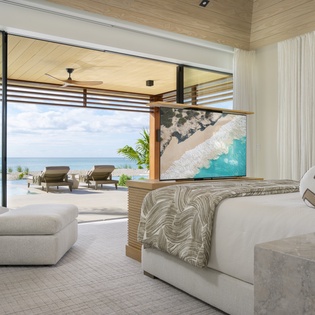 bedroom-1-footprints-track4