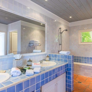 Bathroom at WV MGO, Colombier, St. Barthelemy