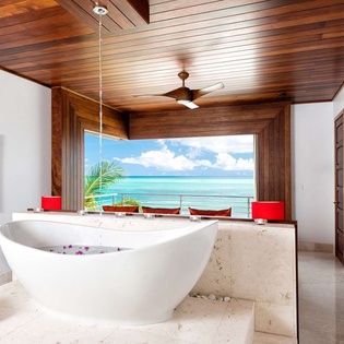 Bathroom at PL KAN, Grace Bay Turtle Cove, Turks & Caicos