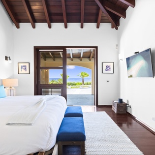 bedroom-2-casa-de-la-playa-track2