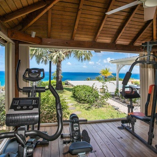 gym-dream-in-blue-track2