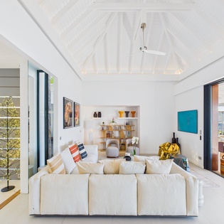 living-room-ahava-track3