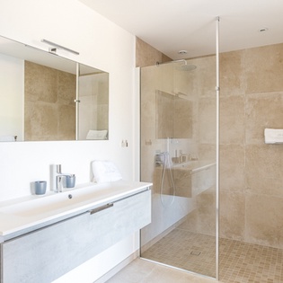 Bathroom at WV VOB, St. Jean, St. Barthelemy