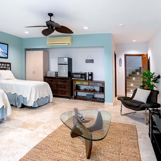 21-SeaEsta-Bedroom