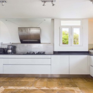 14-Villa Arrow Marine kitchen