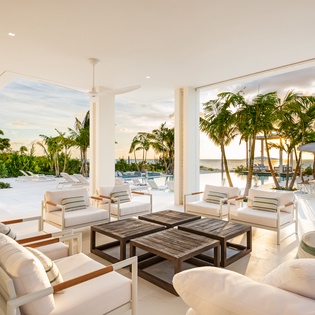 outdoor-living-emerald-pavilion-track1