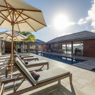 exterior-1-maud-track10