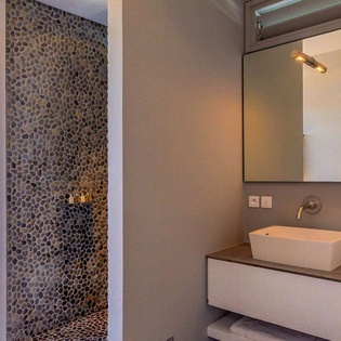 Bathroom at WV GRO, Marigot, St. Barthelemy