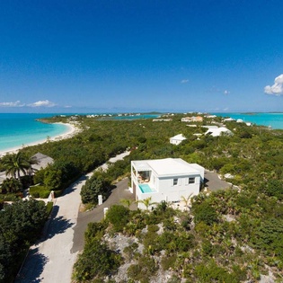 Aerial photo of IE VBL, Ocean Pt/Taylors, Turks & Caicos