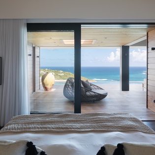 primary-bedroom-epicure-track1