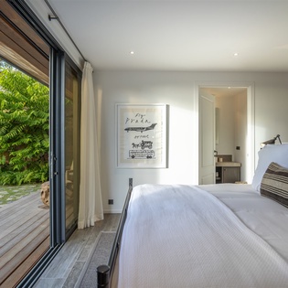 bedroom-5-maud-track3