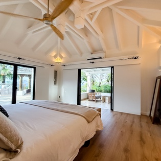 bedroom-1-la-desirade-track3