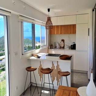 kitchen-ocean-nest-track1