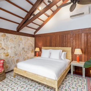 bedroom-1-the-catch-track2