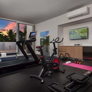 33-Gym_01