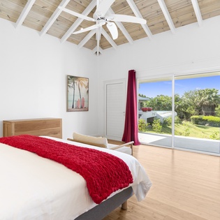 bedroom-3-palm-bay-track4