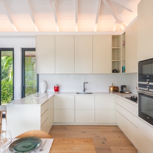 kitchen-nanou-track2