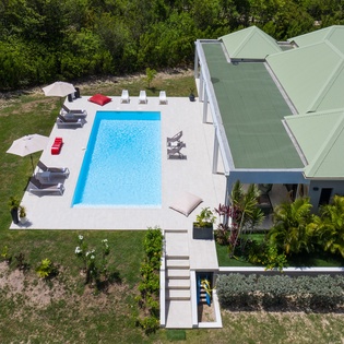 exterior-arawak-track9