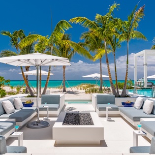 outdoor-living-emerald-pavilion-track5