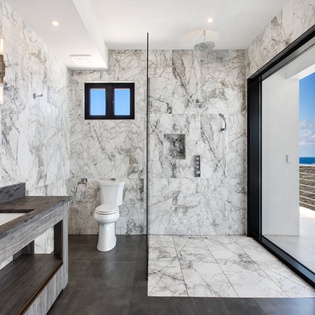 bathroom-1-reve-noir-track2