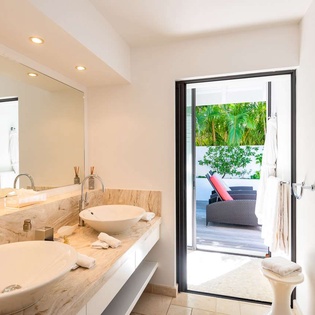 Bathroom at WV TCK, Flamands Beach, St. Barthelemy