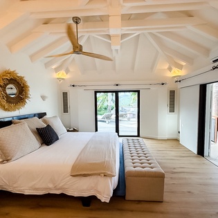 bedroom-1-la-desirade-track1