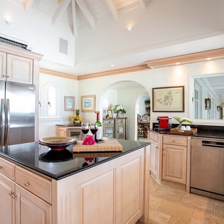 30-BeauRivage-Kitchen
